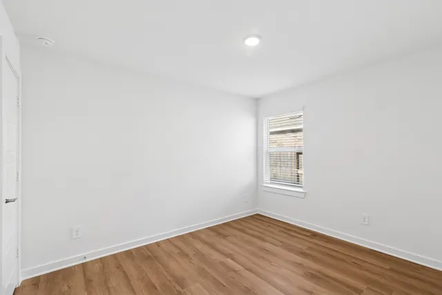 $259,990 | 812 Vlg Brk Drive, Willis, TX 77378