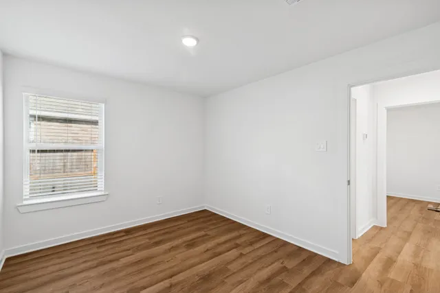 $259,990 | 812 Vlg Brk Drive, Willis, TX 77378