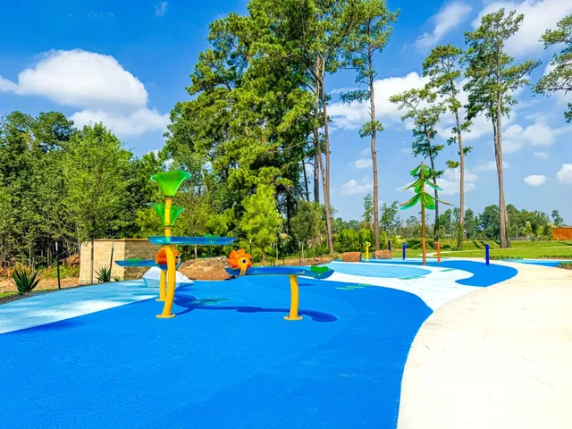 $259,990 | 812 Vlg Brk Drive, Willis, TX 77378