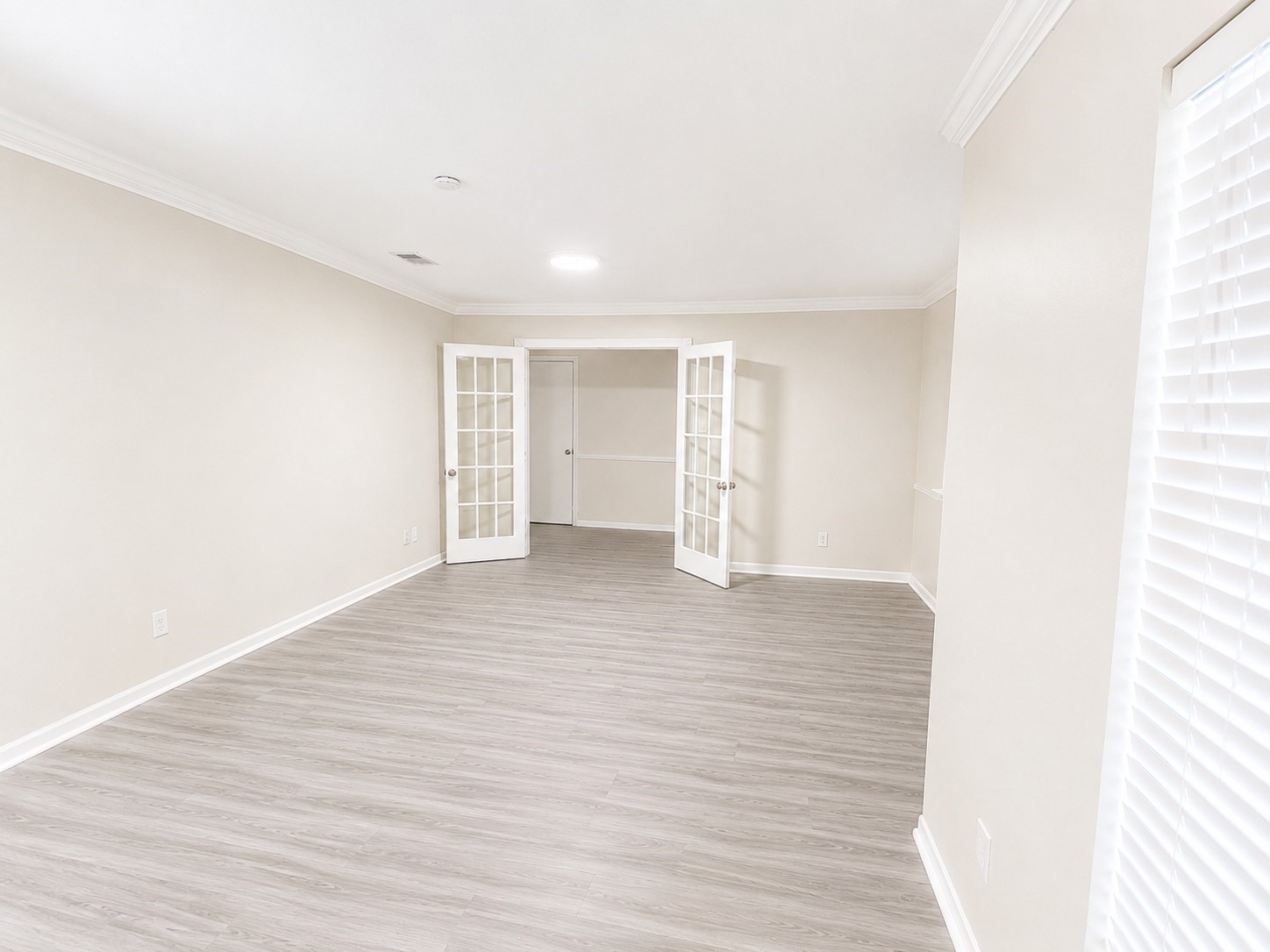 24207 Shellbrook Drive Houston, TX 77336 - Photo 4 of 11