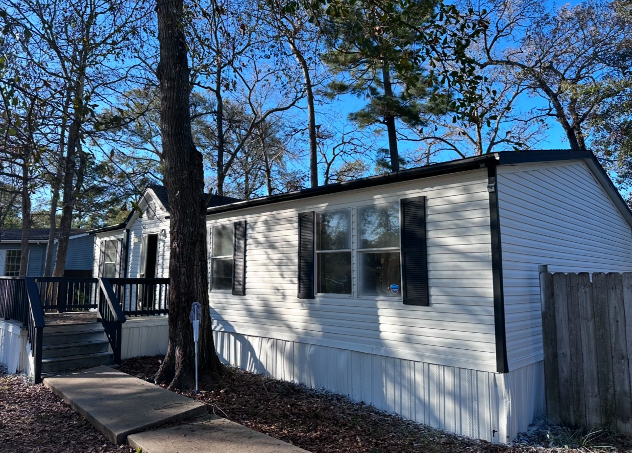 16443 Brittany Way Conroe, TX 77306 - Photo 1 of 21