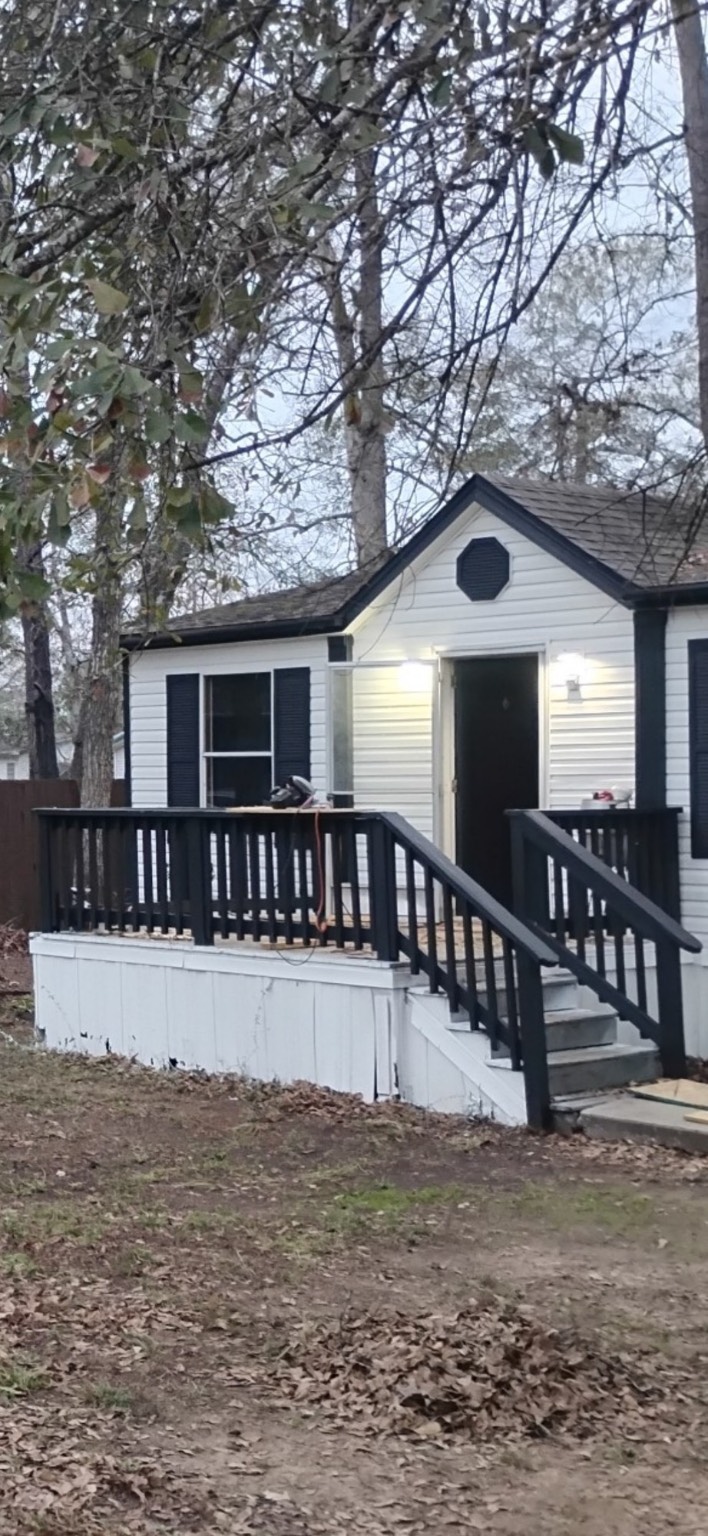 16443 Brittany Way Conroe, TX 77306 - Photo 2 of 21