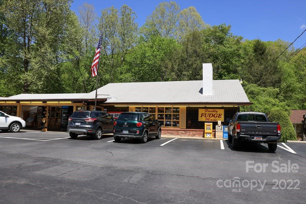 9999 A Soco Road Maggie Valley, NC 28751 - Photo 28 of 29 a car parked in front of a house