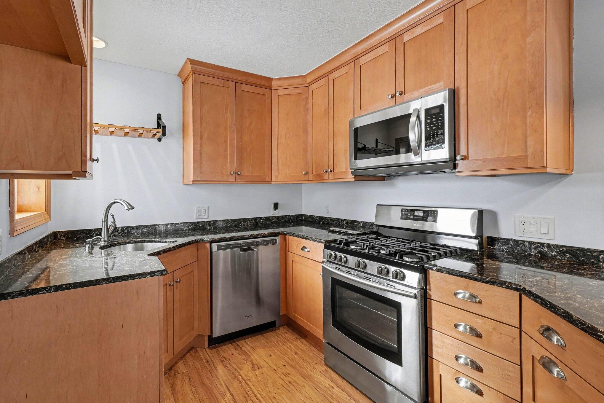 1297 North Old Mackinaw Road Cheboygan, MI 49721 - Photo 15 of 32 Maple custom Bcabinets