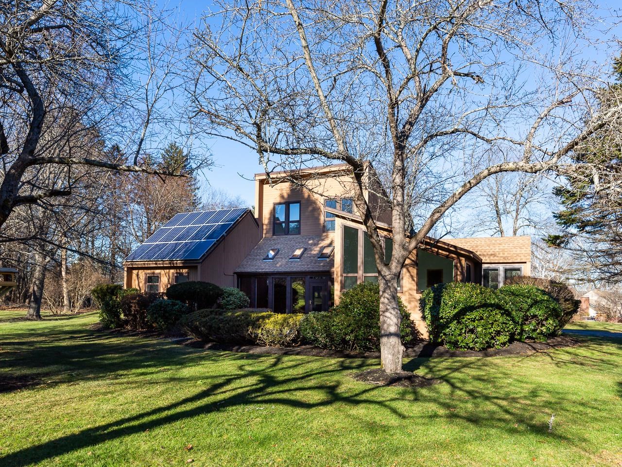 7 Apple Way Stratham, NH 03885 - Photo 1 of 39