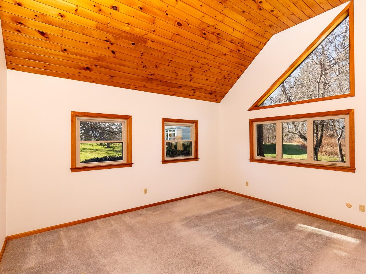 7 Apple Way Stratham, NH 03885 - Photo 8 of 39