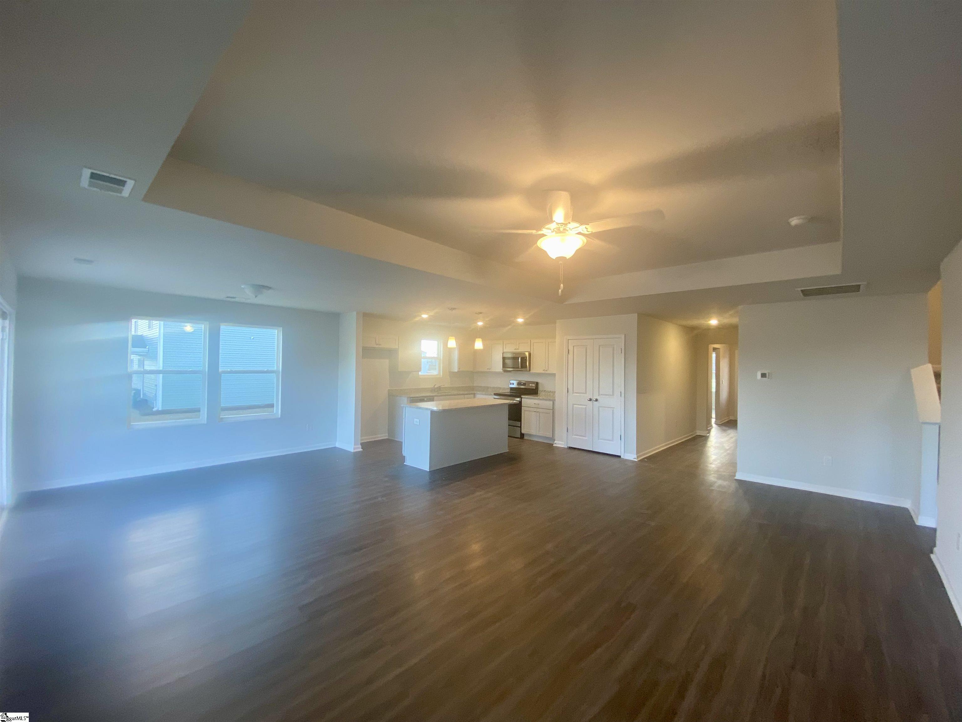 2023 Maggie Acres Road Boiling Springs, SC 29316 - Photo 4 of 22 Gallery Image 4