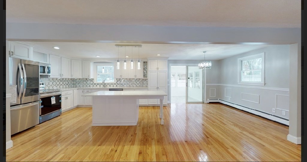 47 Hemlock Road Reading, MA 01867 - Photo 14 of 40