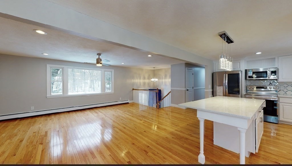 47 Hemlock Road Reading, MA 01867 - Photo 16 of 40