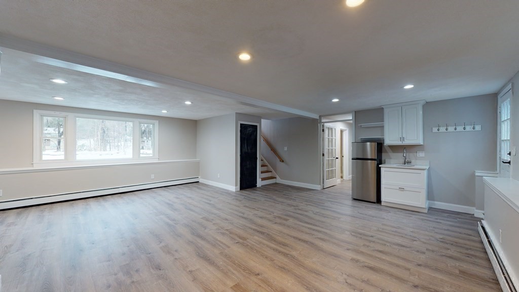 47 Hemlock Road Reading, MA 01867 - Photo 27 of 40