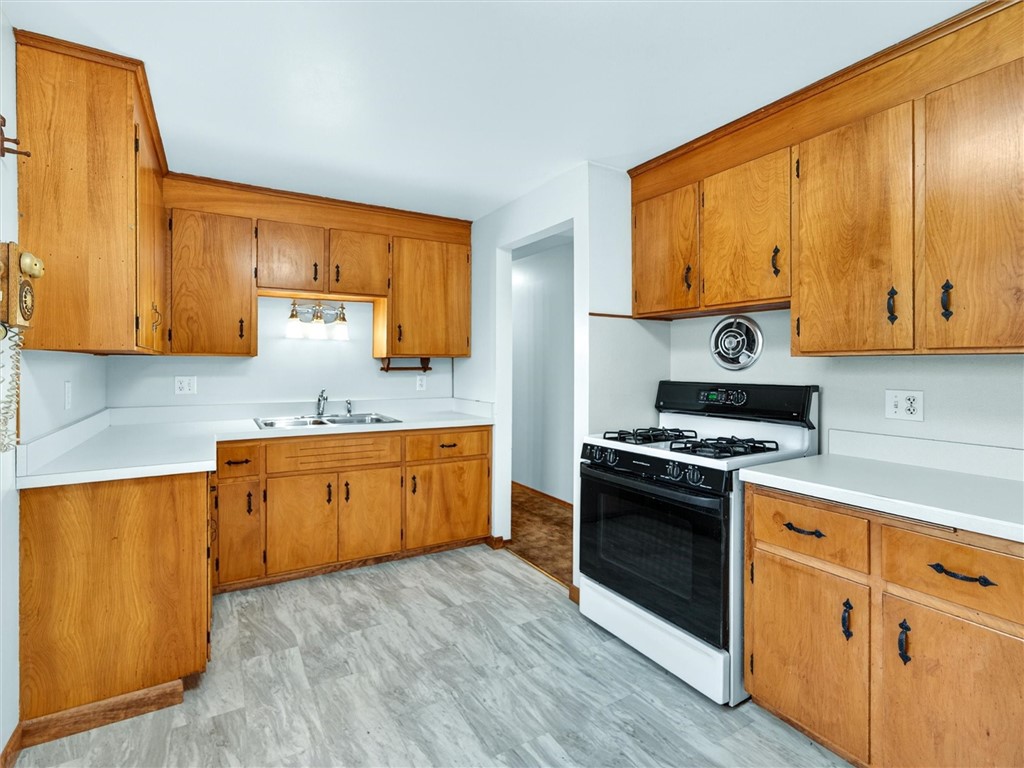 298 Dunbar Road Parma, NY 14468 - Photo 12 of 41