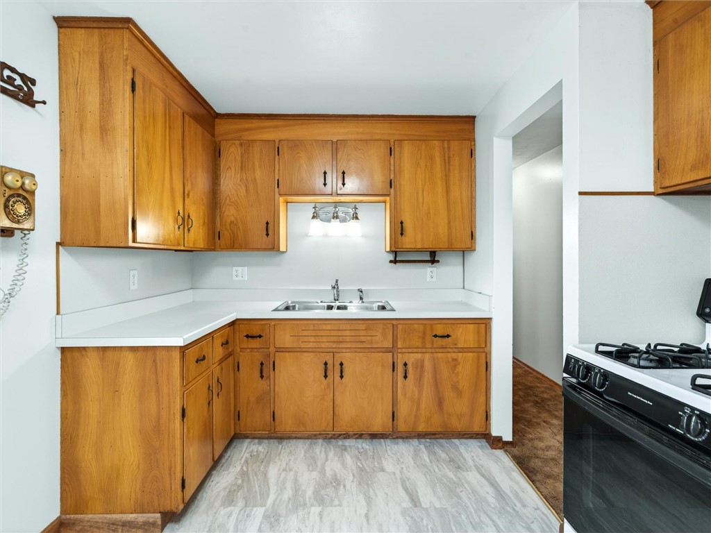 298 Dunbar Road Parma, NY 14468 - Photo 13 of 41