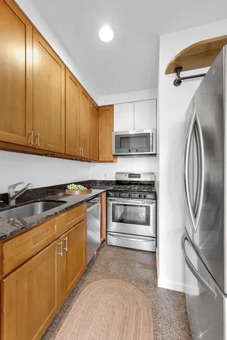 $659,000 | 30-63 32nd Street, Unit 3B | Astoria