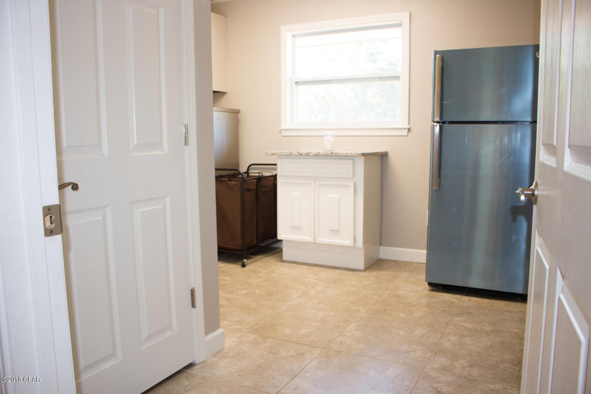 2813 Longleaf Road Panama City, FL 32405 - Photo 12 of 28 Gallery Image 12