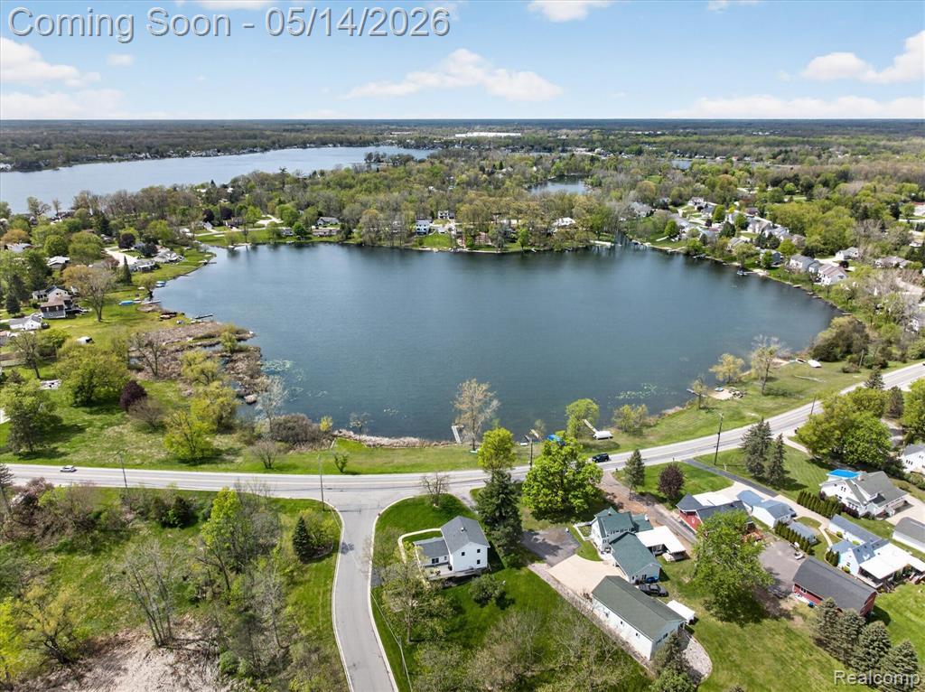 12409 Fenton Road Fenton, MI 48430 - Photo 48 of 61