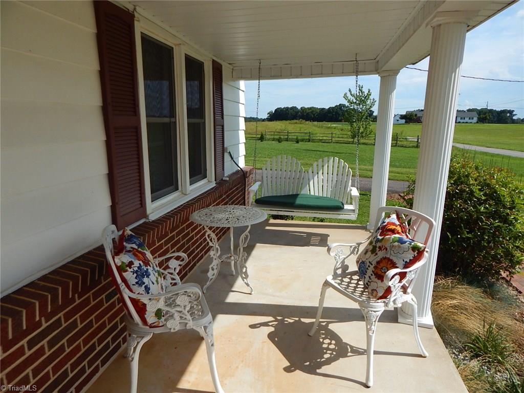 198 Mining Ridge Church Road Elkin, NC 28621 - Photo 6 of 30 Gallery Image 6