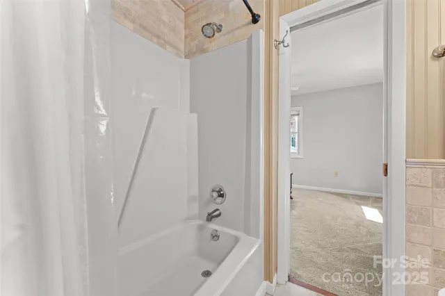 $599,000 | 46 Wahuhu Court, Brevard, NC 28712