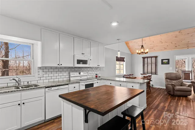 $599,000 | 46 Wahuhu Court, Brevard, NC 28712