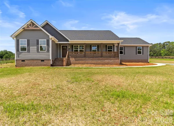 $394,900 | 697 Alf Hoover Road, Lincolnton, NC 28092