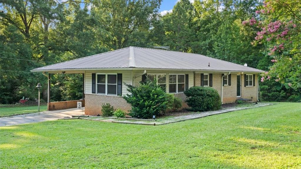 276 Jugtown Road Seagrove, NC 27341 - Photo 1 of 35