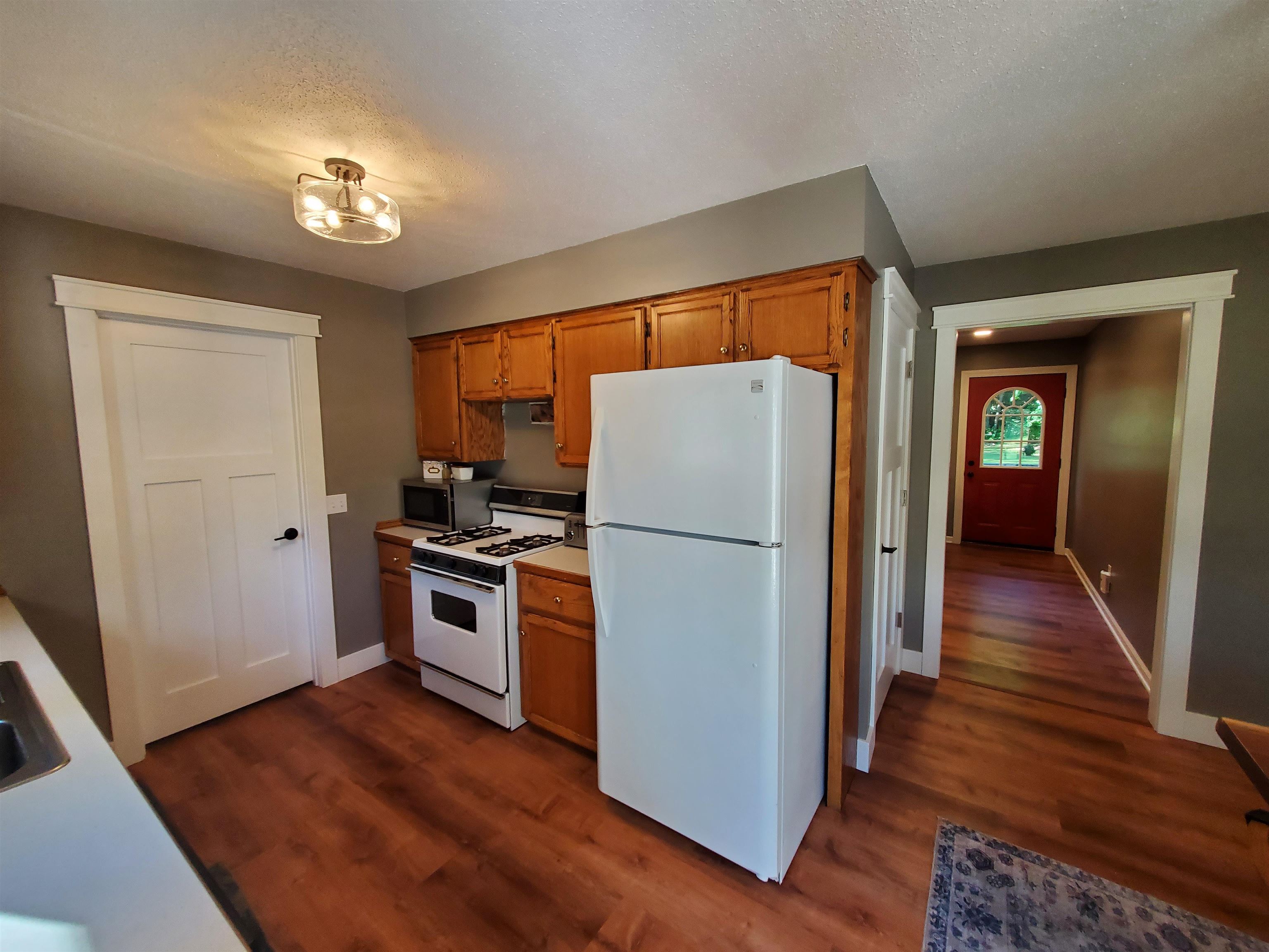 5901 West Barden Road Coleman, MI 48618 - Photo 13 of 28 1903036-13.JPG