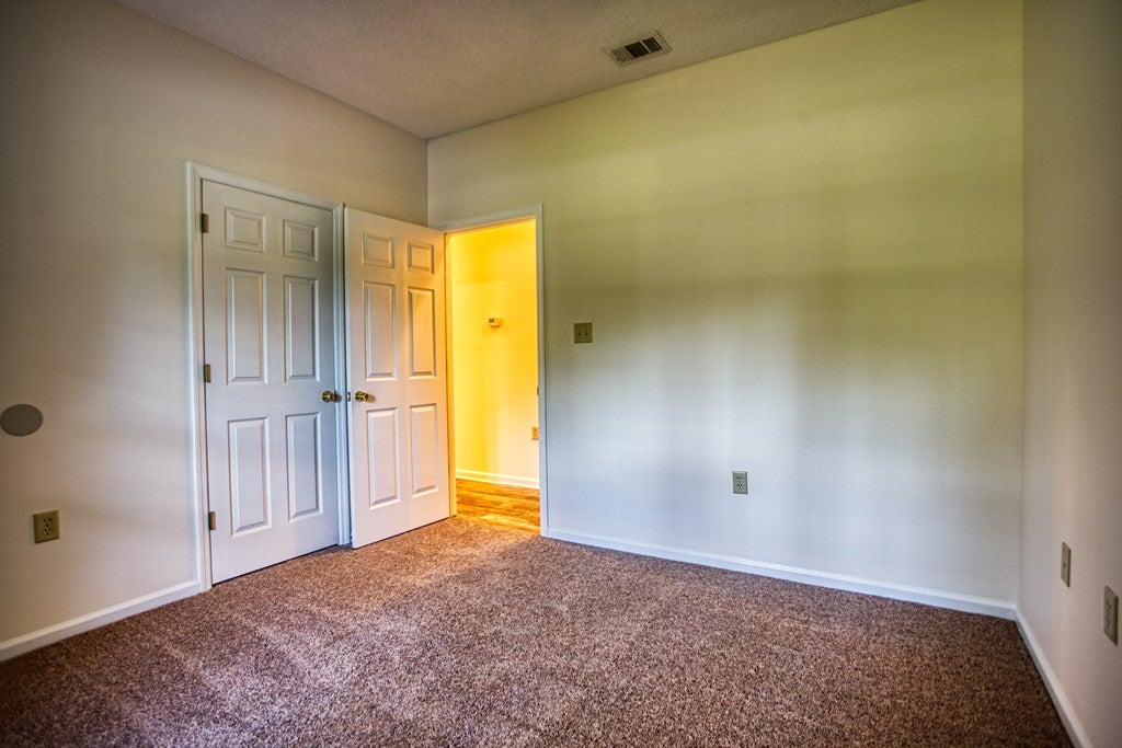 4811 Johnson Road South Valdosta, GA 31601 - Photo 28 of 38 Gallery Image 28