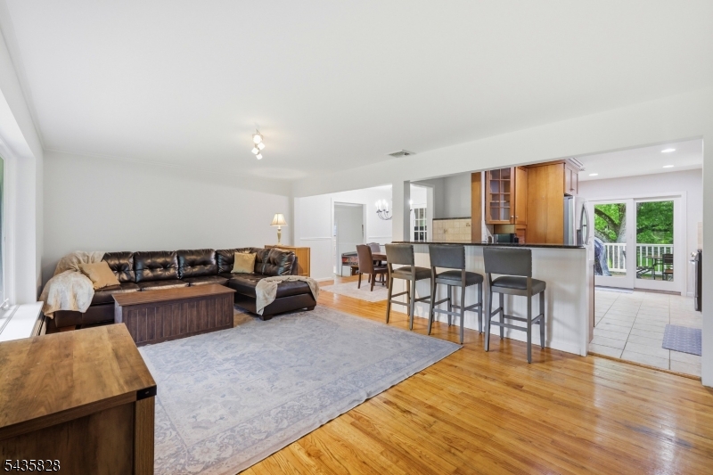 25 King George Road Warren, NJ 07059 - Photo 4 of 50