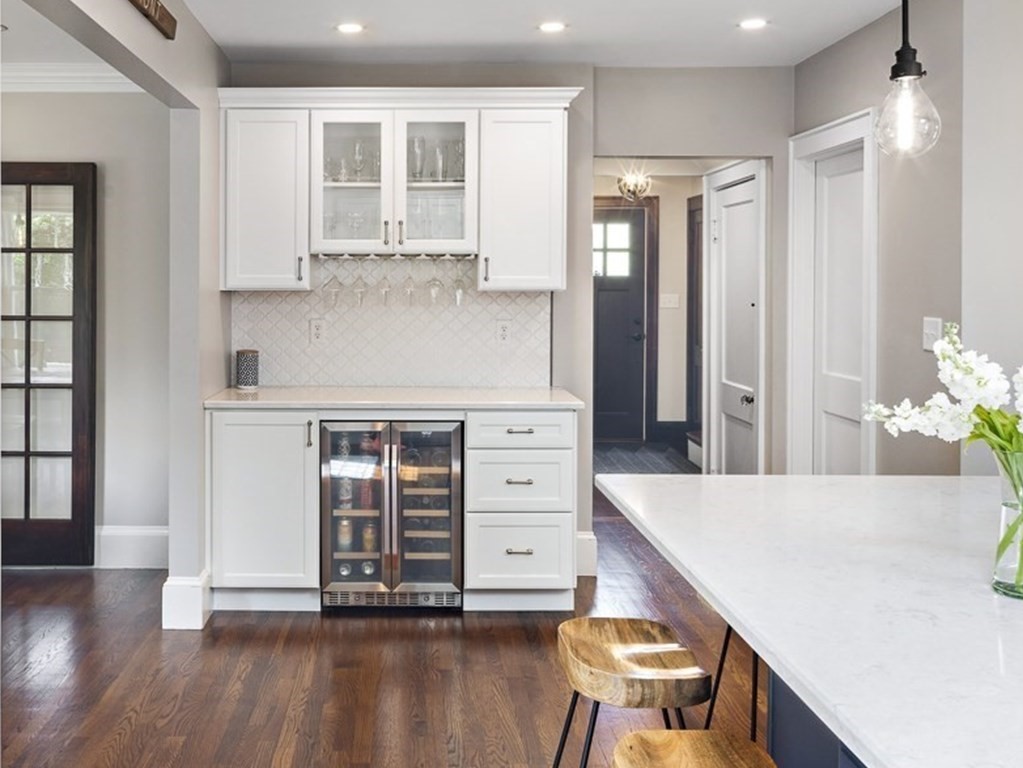 89 Hammond Road Belmont, MA 02478 - Photo 5 of 28 Gallery Image 5