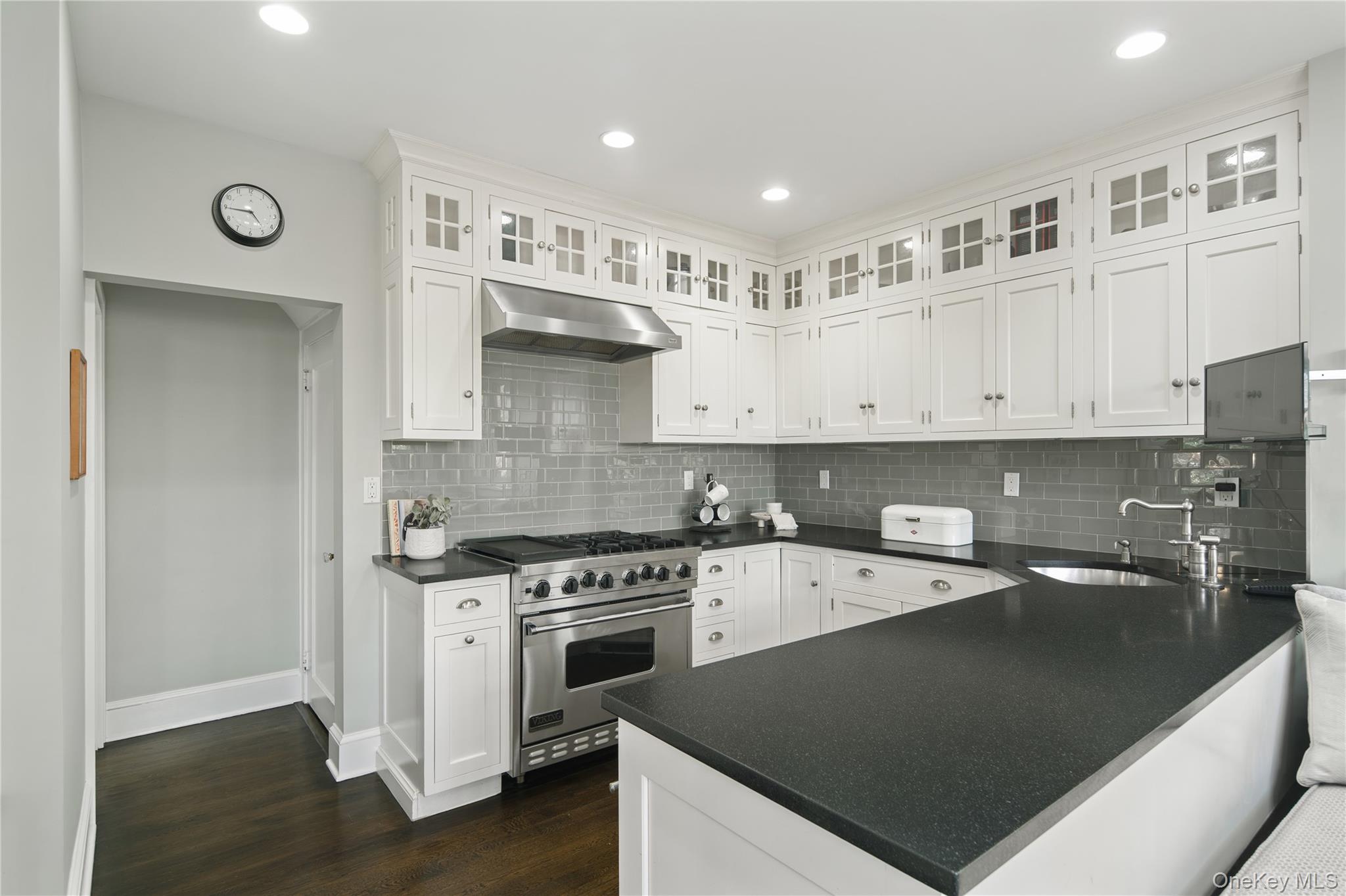 14 Aldridge Road Chappaqua, NY 10514 - Photo 21 of 38 Eat-in kitchen with hallway to renovated powder room