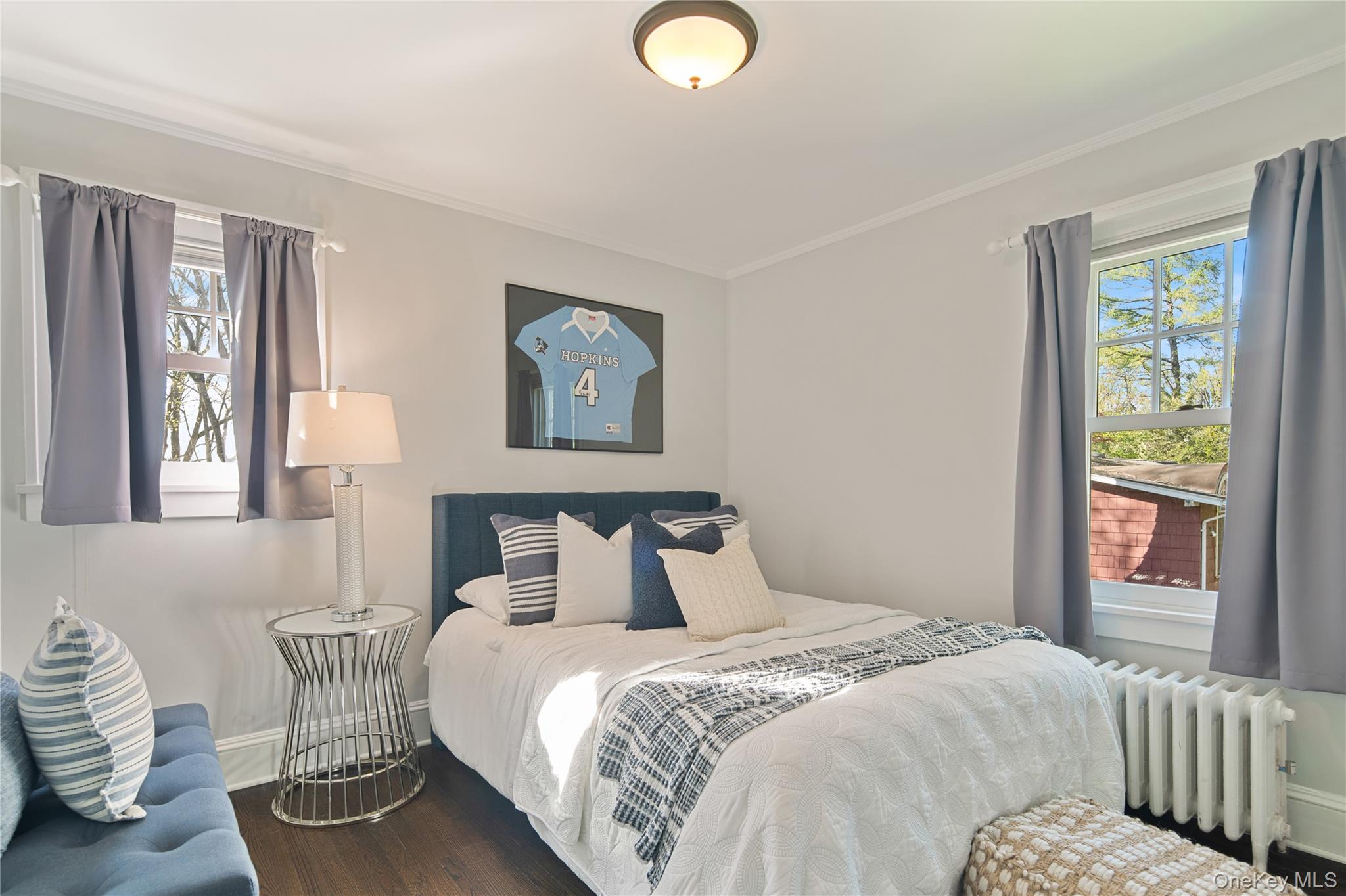 14 Aldridge Road Chappaqua, NY 10514 - Photo 28 of 38 Bedroom 2 with Oak hardwood floors