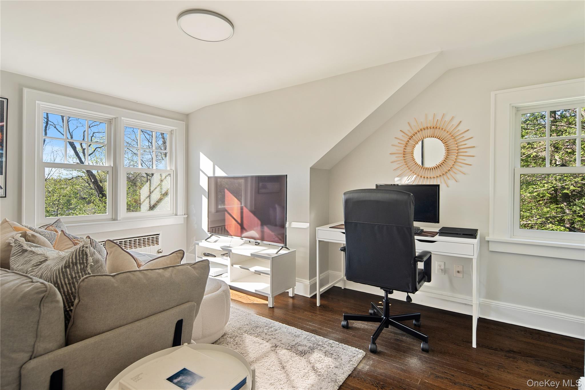 14 Aldridge Road Chappaqua, NY 10514 - Photo 33 of 38 Home office or nanny room, oak hardwood floors