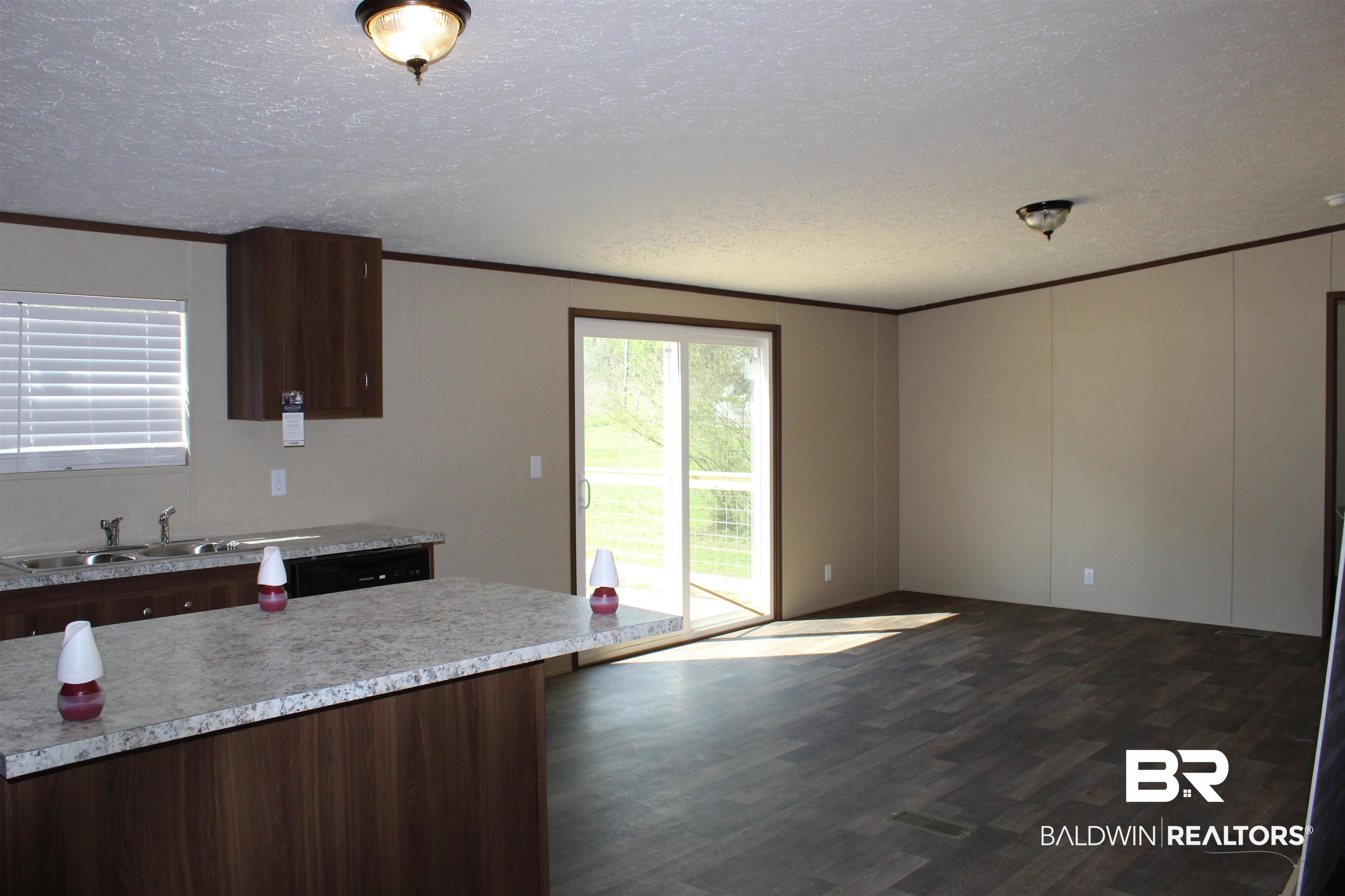 21953 Hubbard Road Robertsdale, AL 36567 - Photo 10 of 26 Gallery Image 10