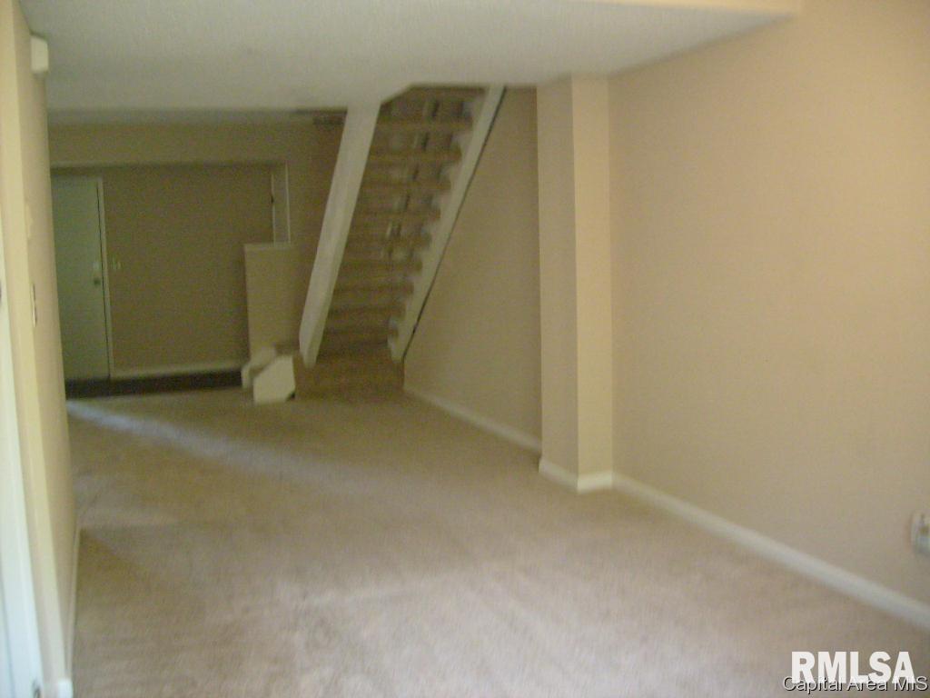 86 Trailridge Lane Springfield, IL 62704 - Photo 3 of 18 Gallery Image 3