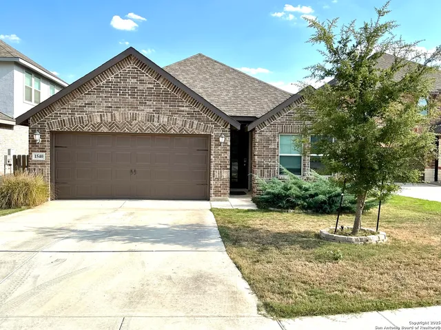 $2,100 | 1540 Arcadian Lily, San Antonio, TX 78245