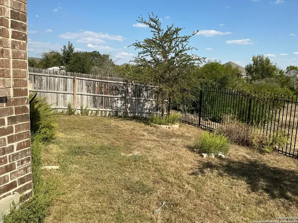$2,100 | 1540 Arcadian Lily, San Antonio, TX 78245