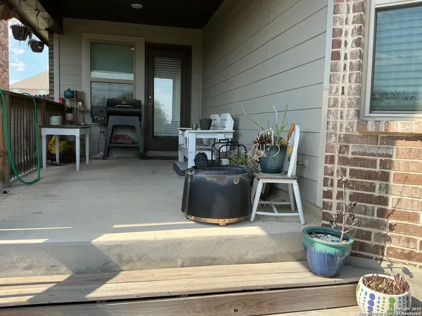 $2,100 | 1540 Arcadian Lily, San Antonio, TX 78245