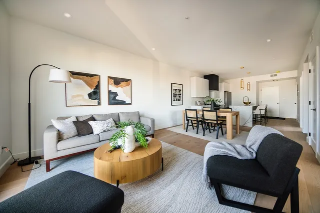 $709,999 | 66 Mcgrath, Unit 504, Quincy, MA 02169