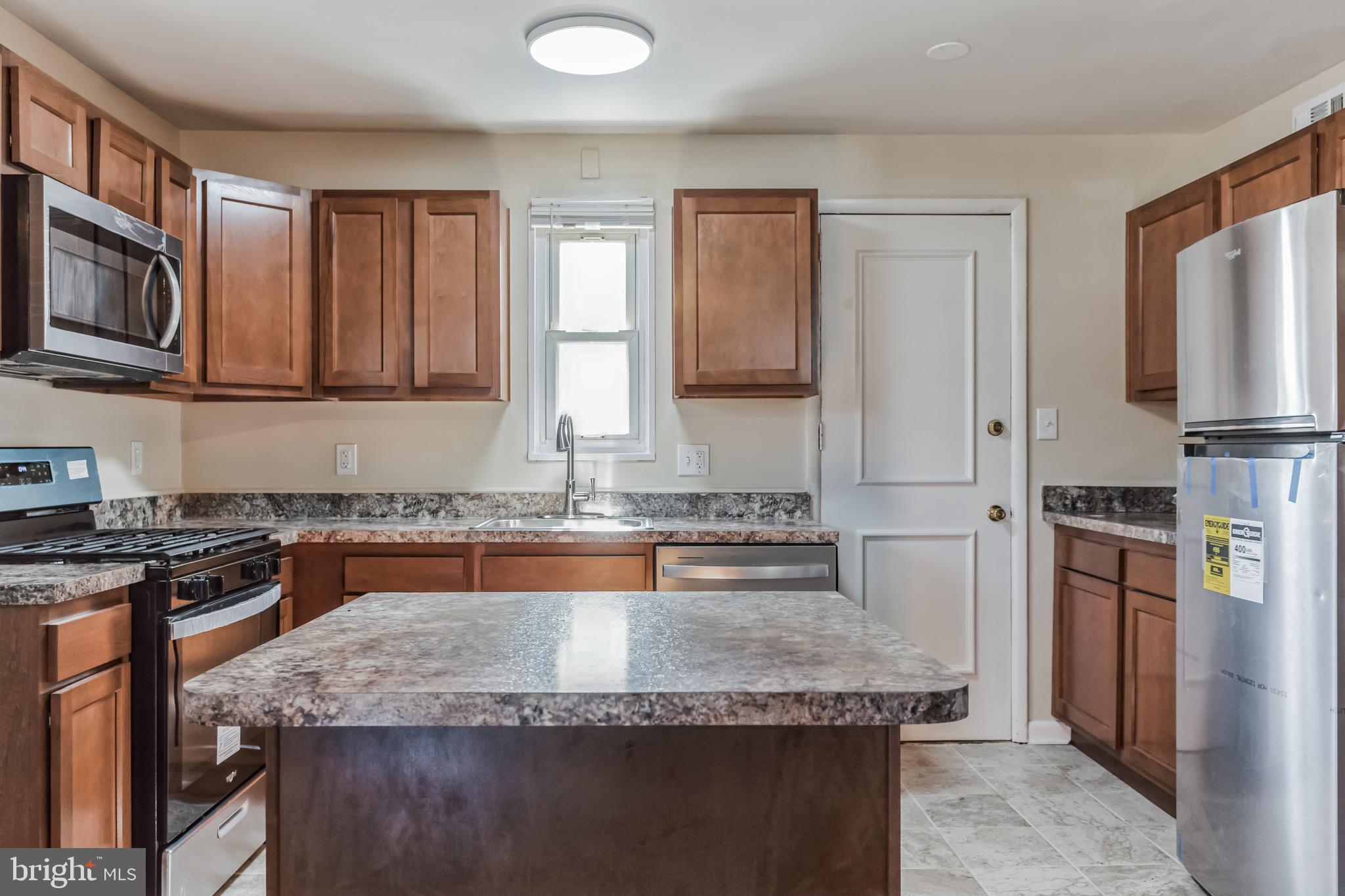 6217 Addison Road Capitol Heights, MD 20743 - Photo 18 of 38