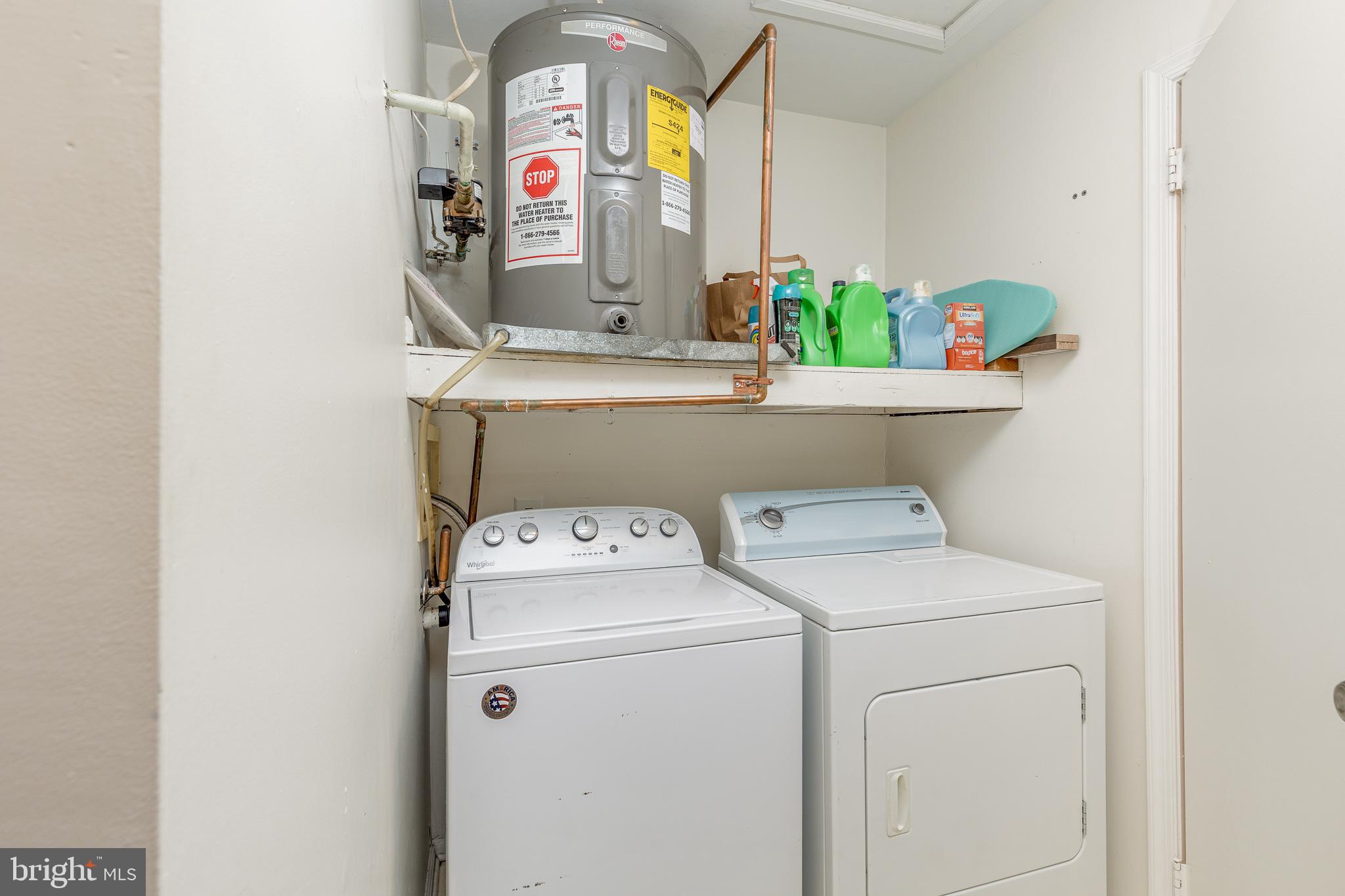 88 B Red Cedar Court Mount Laurel, NJ 08054 - Photo 13 of 19 a utility room with dryer and washer