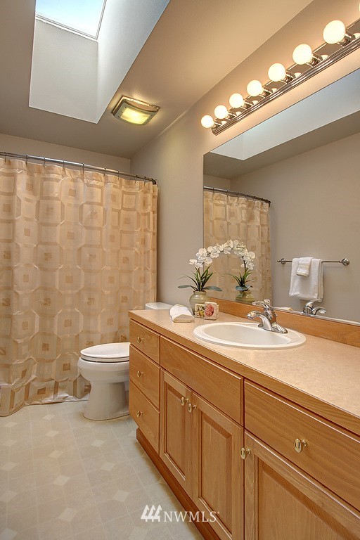 1925 Northeast 35th Place Renton, WA 98056 - Photo 16 of 21 Gallery Image 16