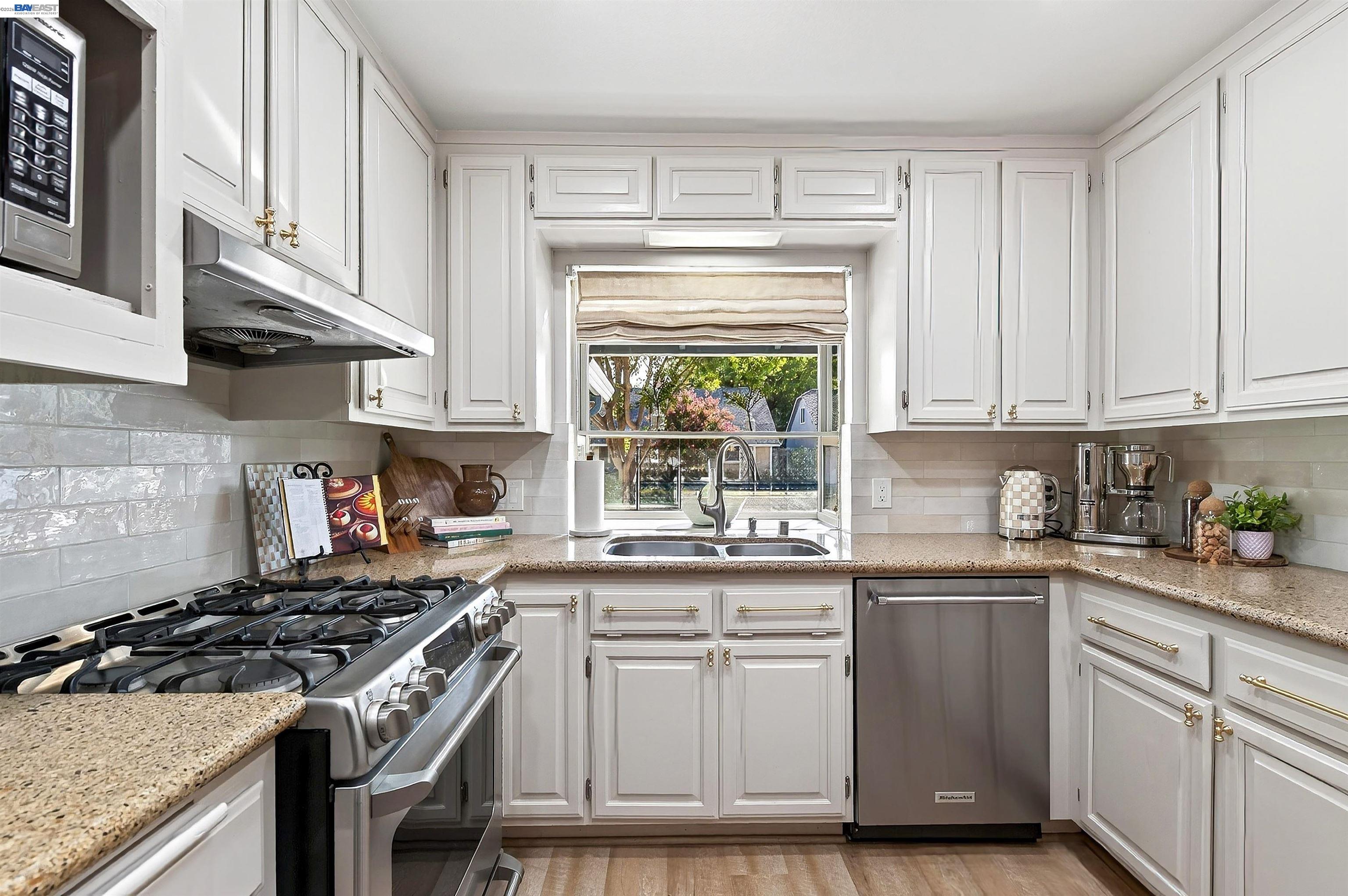1647 Harvest Road Pleasanton, CA 94566 - Photo 12 of 36 Gallery Image 12