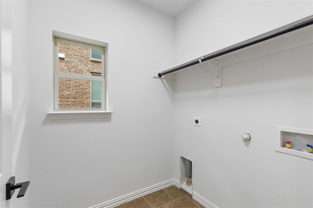 11984 Del Rio Drive Frisco, TX 75035 - Photo 17 of 38 a view of an empty room