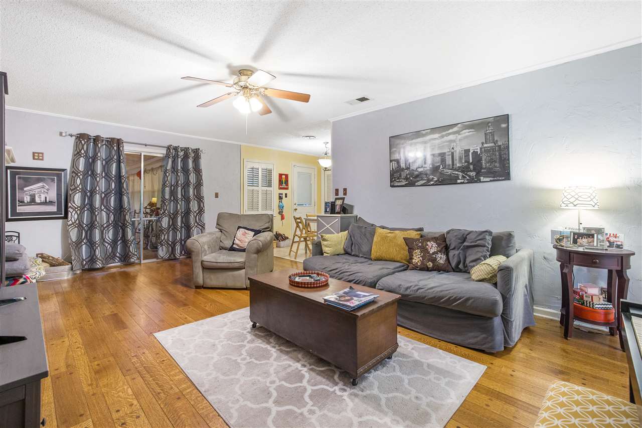 561 McElroy Road Memphis, TN 38120 - Photo 4 of 6 Gallery Image 4