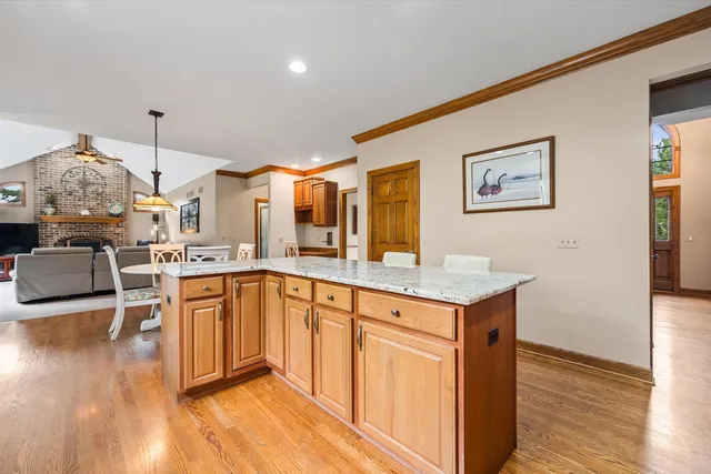 $750,000 | 5N533 Prairie Springs Drive, St. Charles, IL 60175