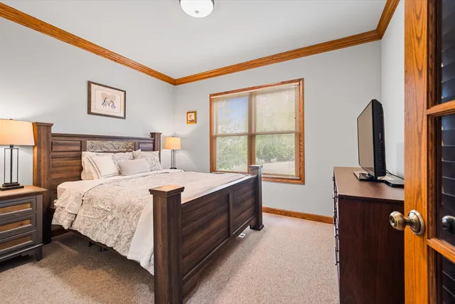 $750,000 | 5N533 Prairie Springs Drive, St. Charles, IL 60175