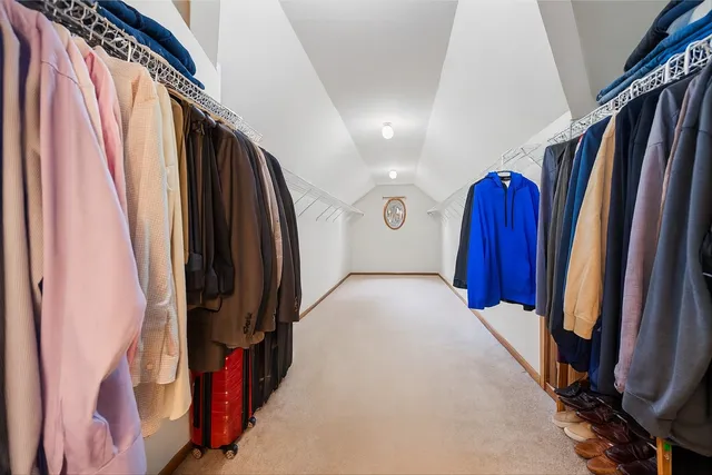 $750,000 | 5N533 Prairie Springs Drive, St. Charles, IL 60175