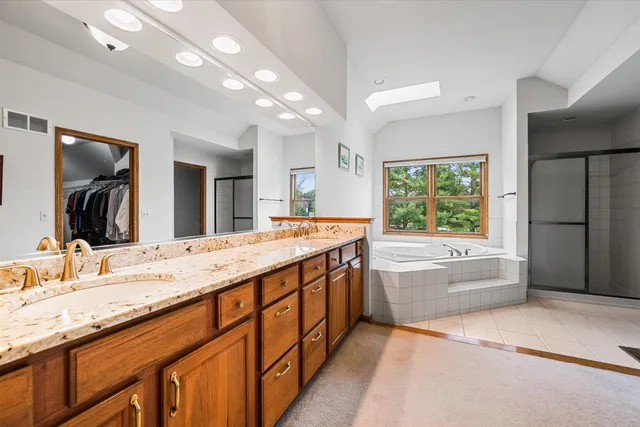 $750,000 | 5N533 Prairie Springs Drive, St. Charles, IL 60175