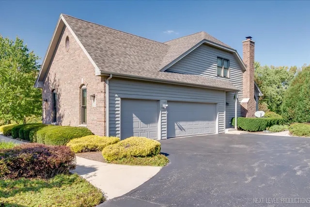 $750,000 | 5N533 Prairie Springs Drive, St. Charles, IL 60175