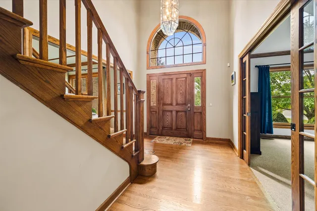 $750,000 | 5N533 Prairie Springs Drive, St. Charles, IL 60175