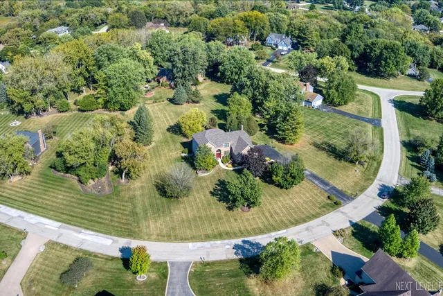 $750,000 | 5N533 Prairie Springs Drive, St. Charles, IL 60175